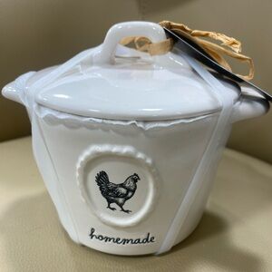 Rae Dunn Farm Line Homemade covered mini casserole dish/ramekin - BRAND NEW! 🐔